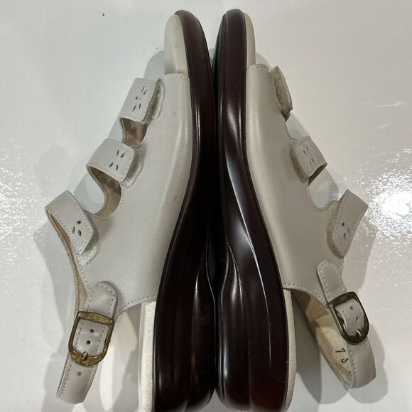 SAS San Antonio Shoe Sandals Women 7S (7AAA) Tripad Comfort Linen Shoes Narrow - Picture 12 of 14